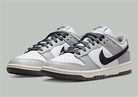 nike dunk low damen grau weiß|nike dunk low sneakers.